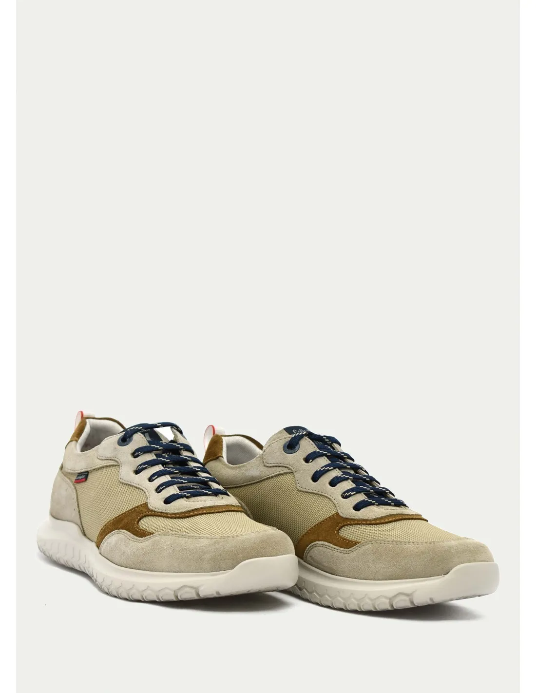 ZAPATO CASUAL CALLAGHAN 53704 TAUPE 
