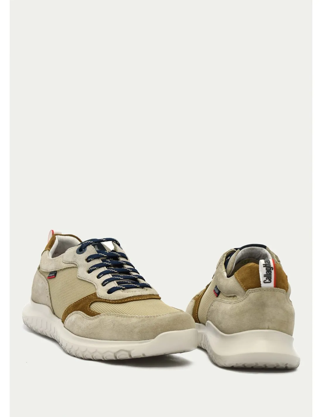 ZAPATO CASUAL CALLAGHAN 53704 TAUPE 